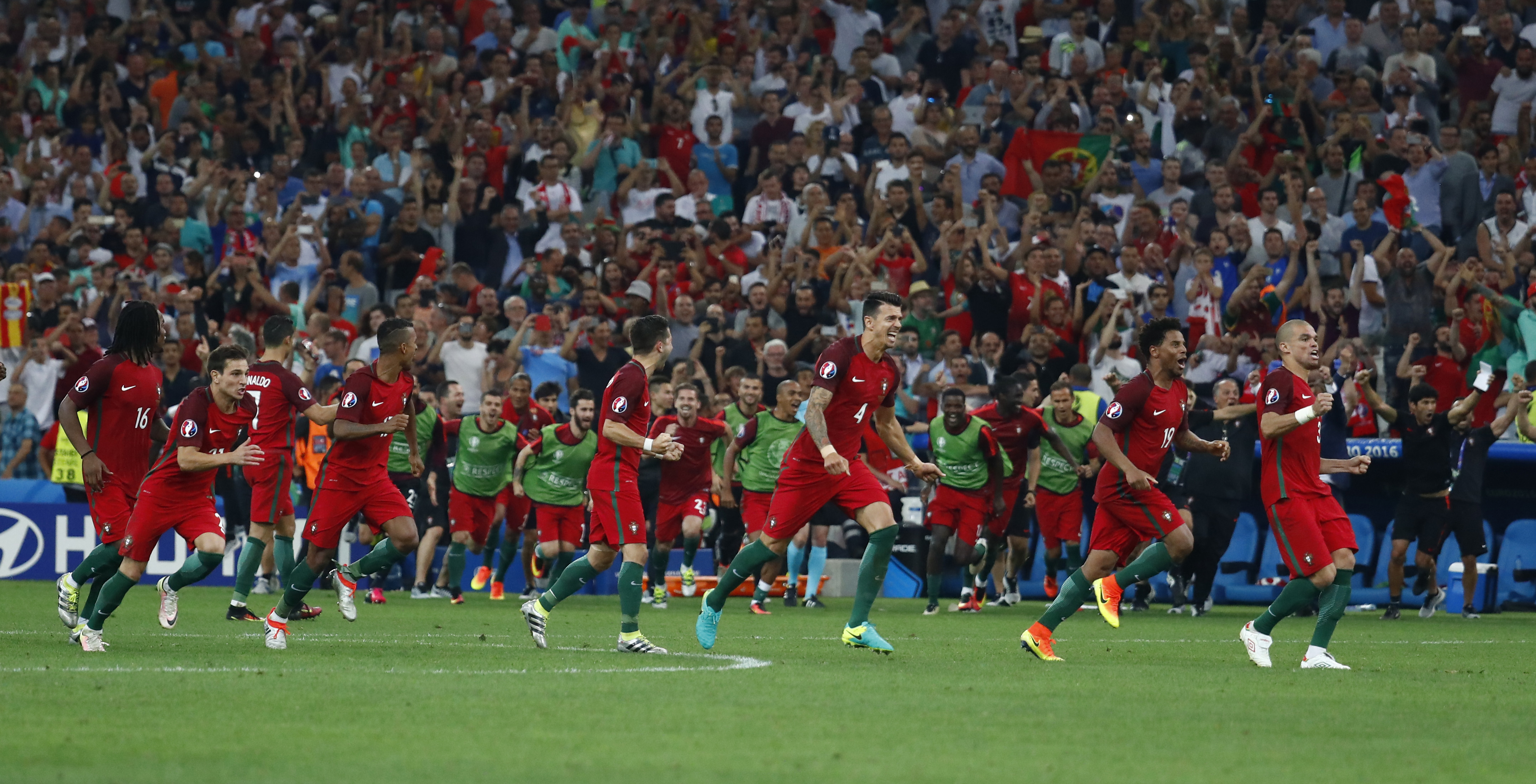 Poland v Portugal - EURO 2016 - Quarter Final