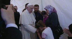 pope-refugee-visit