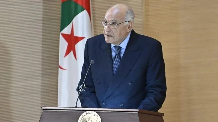 Algeria calls for linking the “transitional governance of Gaza” to the establishment of the State of Palestine