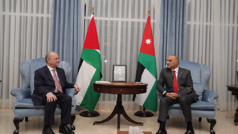 Al-Khasawneh discusses with his Palestinian counterpart developments in the situation in Gaza