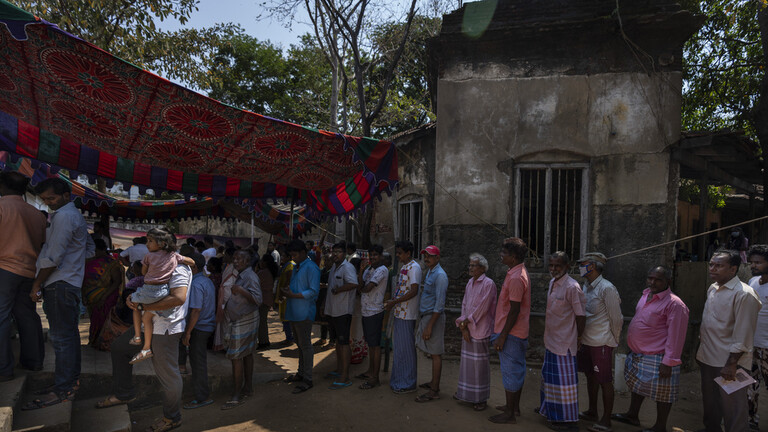 India begins voting in the world’s largest elections