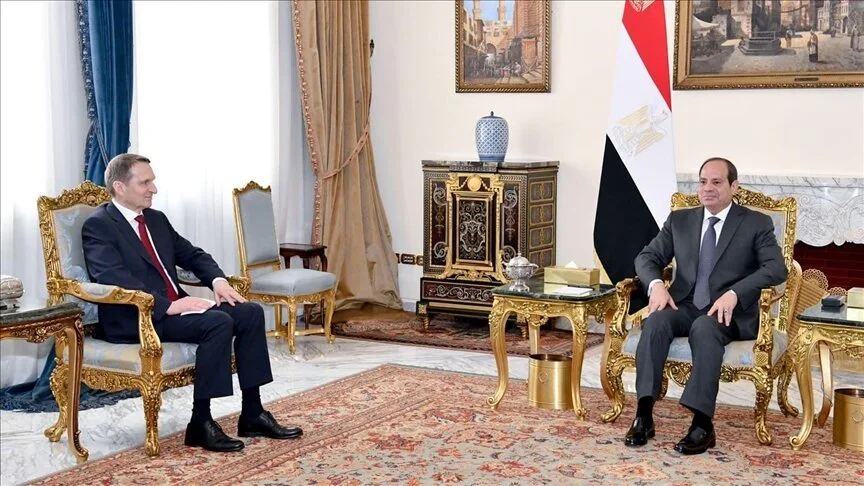 Al-Sisi and the head of Russian intelligence discuss the Gaza crisis and regional tensions