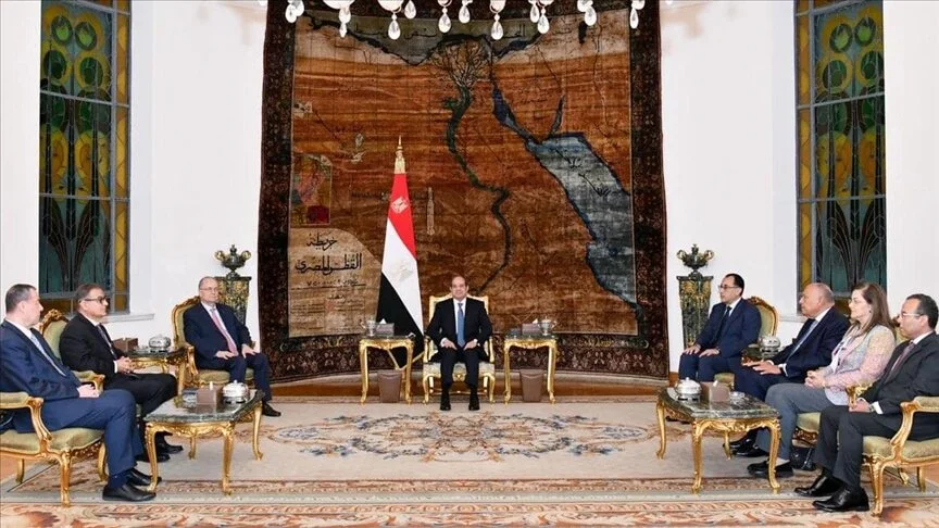 Al-Sisi and the Prime Minister of Palestine discuss calm efforts in Gaza