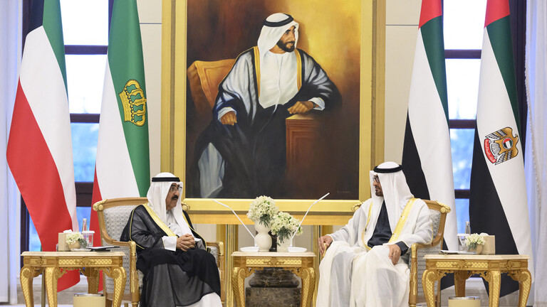 The Emir of Kuwait and the President of the Emirates are holding discussions following the decisions to dissolve the Kuwaiti National Assembly and suspend articles in the constitution