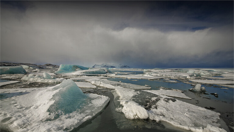 Heat water is melting the ‘Doomsday Glacier’ and has scientists apprehensive about its dire results