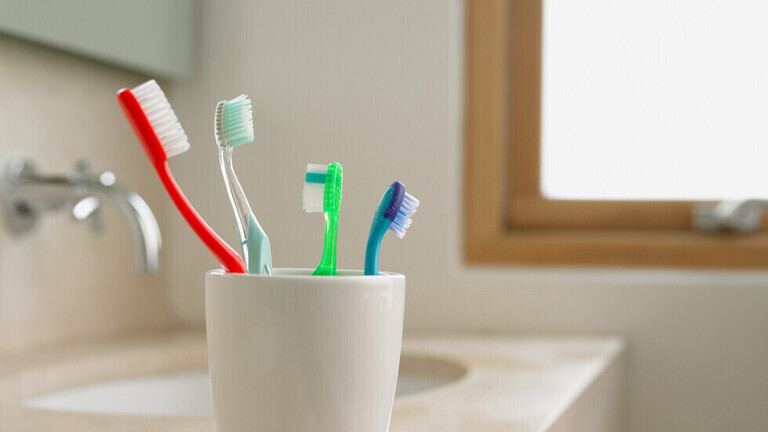 A typical observe that will increase the buildup of germs and micro organism within the toothbrush