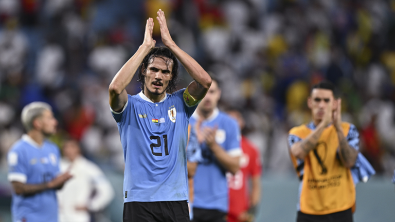 Cavani retires from worldwide soccer after a busy profession