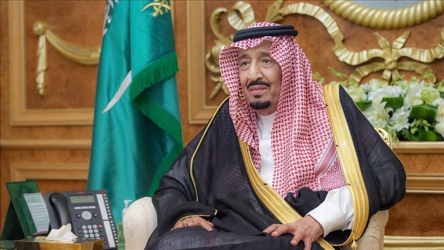 Saudi Arabia: King Salman undergoes an “antibiotic” therapy program