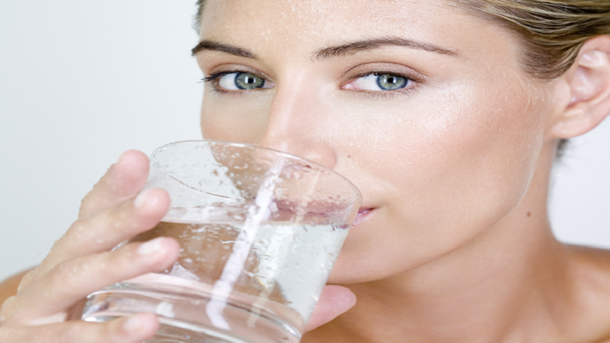 Daily water intake required to stimulate weight loss