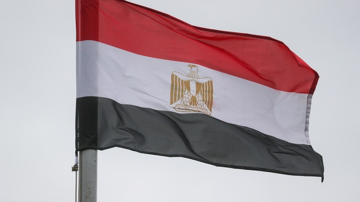 Egypt.. Economist warns the government and the Central Bank Governor of the hot money disaster