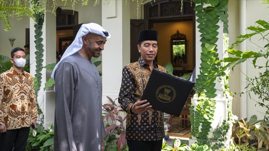 Abu Dhabi.. UAE and Indonesian Presidents Discuss Strengthening Joint Cooperation