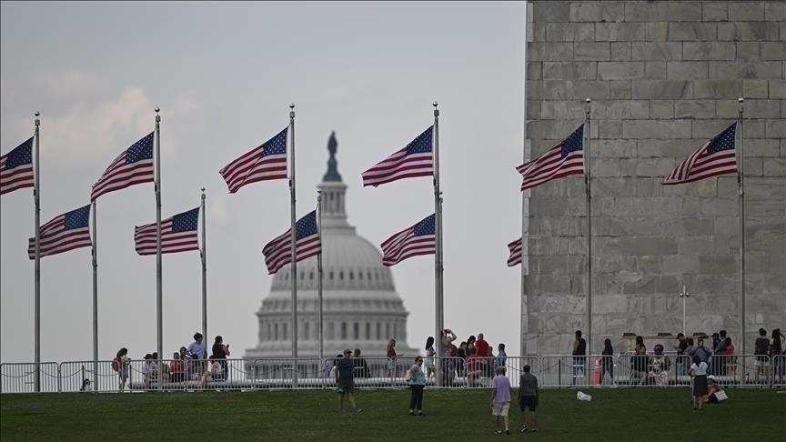 US economic growth accelerates to 2.8 percent in the second quarter