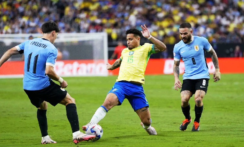 Uruguay beats Brazil to reach Copa America semi-finals