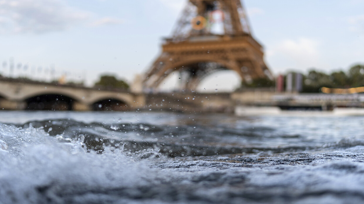 “Under the bridge I saw unimaginable things.” Belgian player recounts her experience swimming in the Seine River in Paris