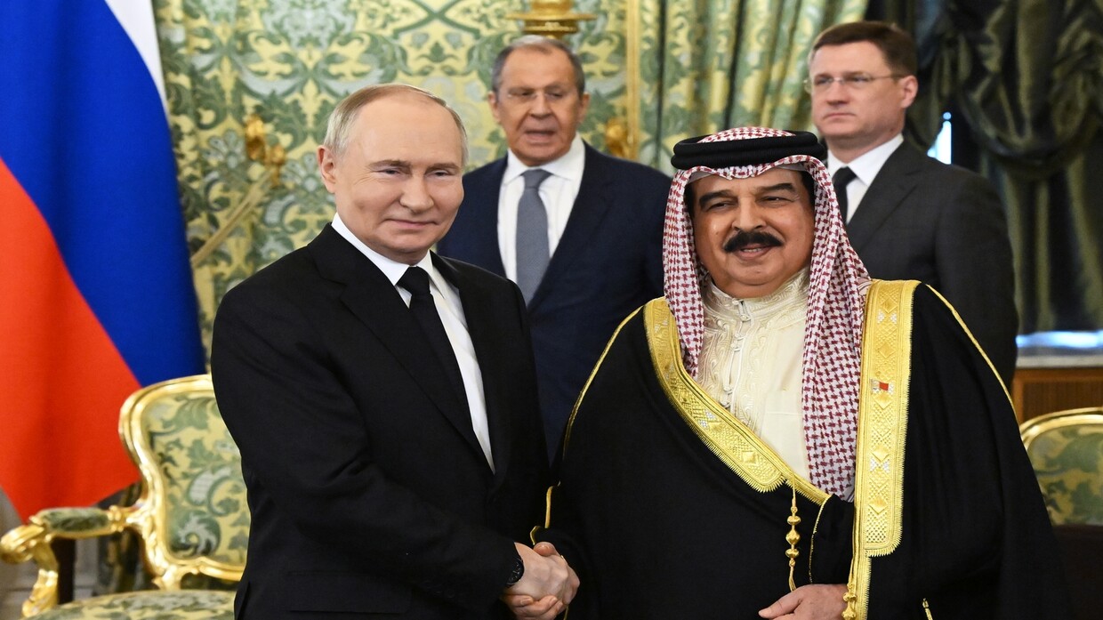 Moscow and Manama discuss the Kingdom’s participation in major economic events in Russia