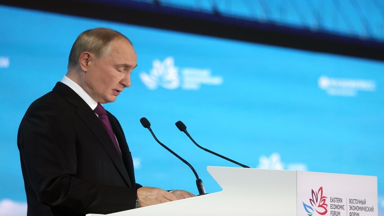 Putin Suggests Ukrainian Leaders Are Out of Touch with Reality in Ongoing Negotiations