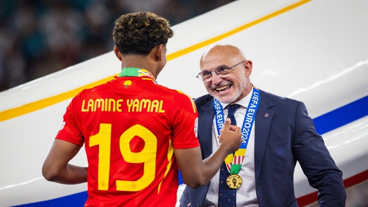 Influenced by the divine wand.. Spain coach warns Lamine Gamal of a mistake that could “destroy” him