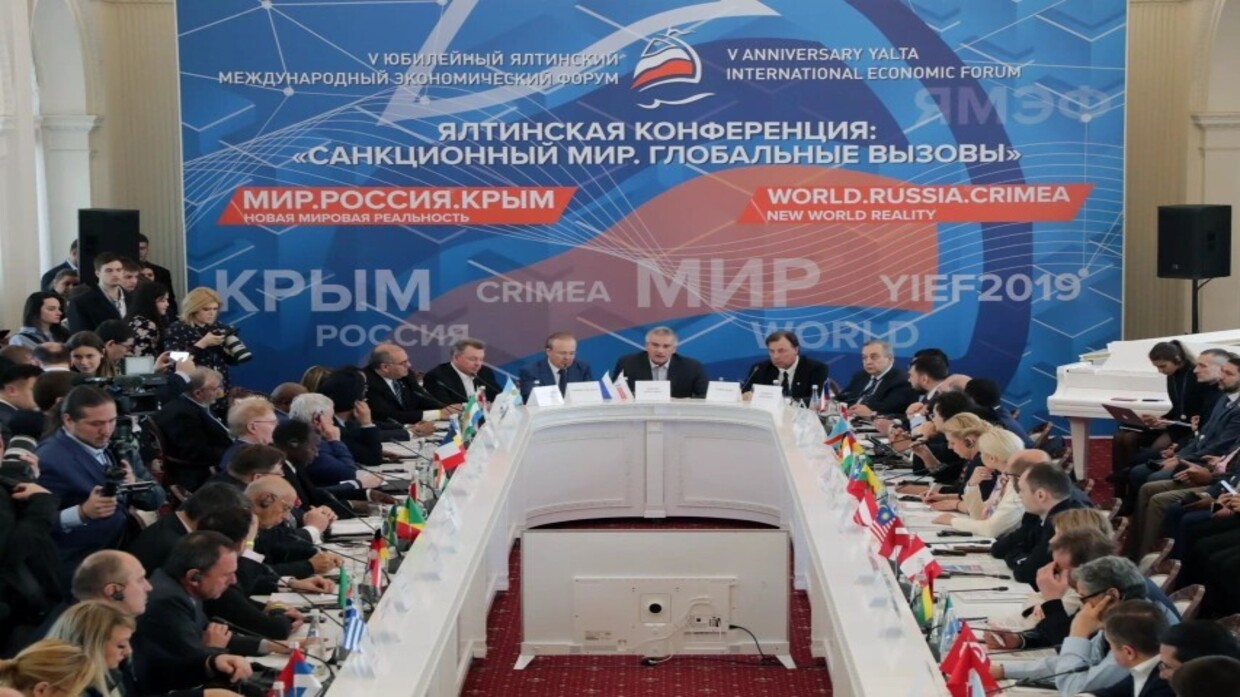 The Yalta International Forum was launched in Moscow amid wide foreign participation