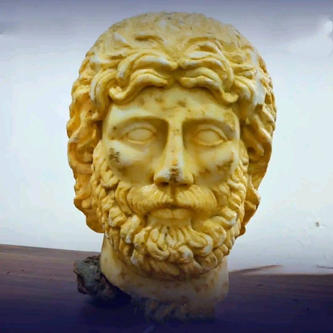 استرجاع قطعة أثرية من طبرق بعد رصد عرضها للتداول على مواقع التواصل