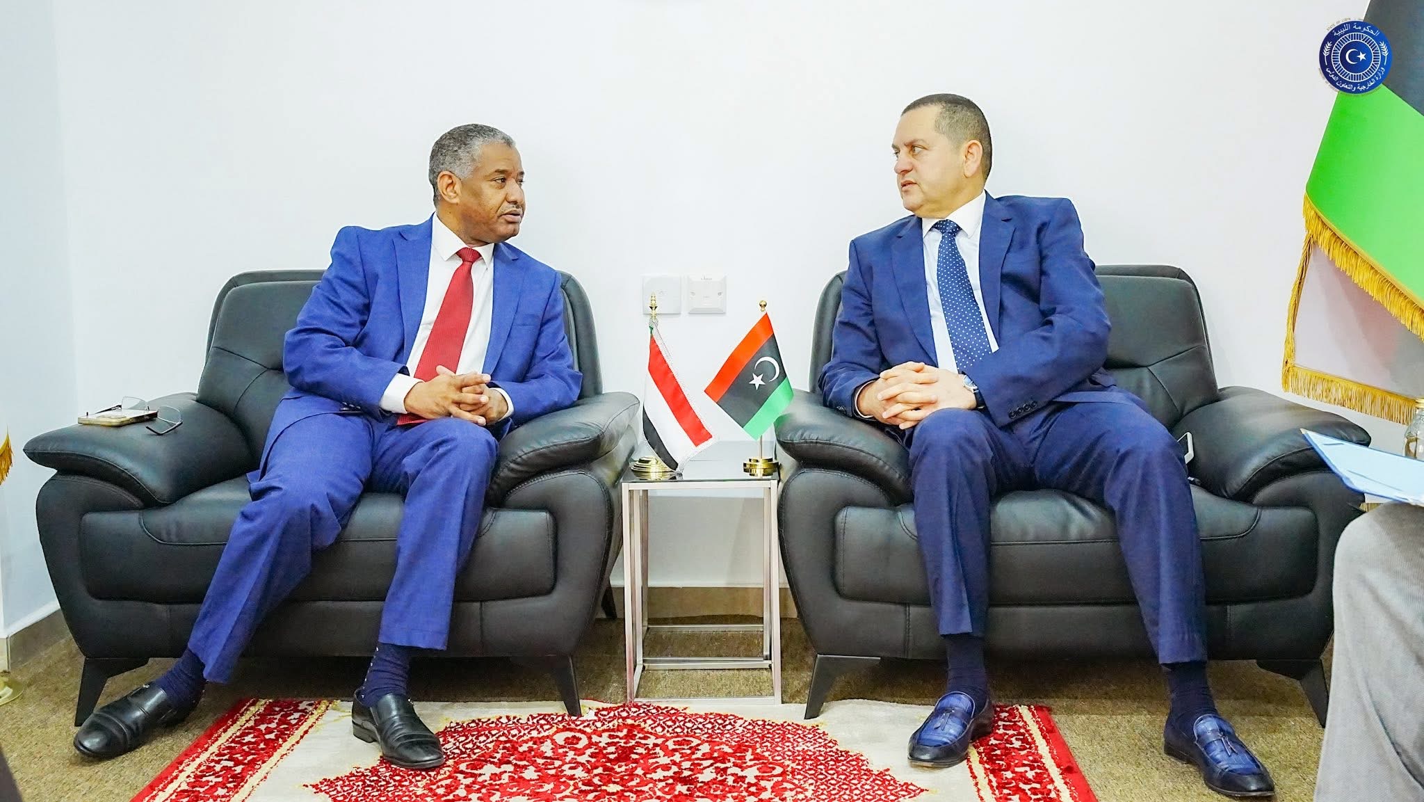 الحويج يستقبل قنصل السودان ويبحث تنظيم امتحانات الثانوية لـ2000 طالب في بنغازي