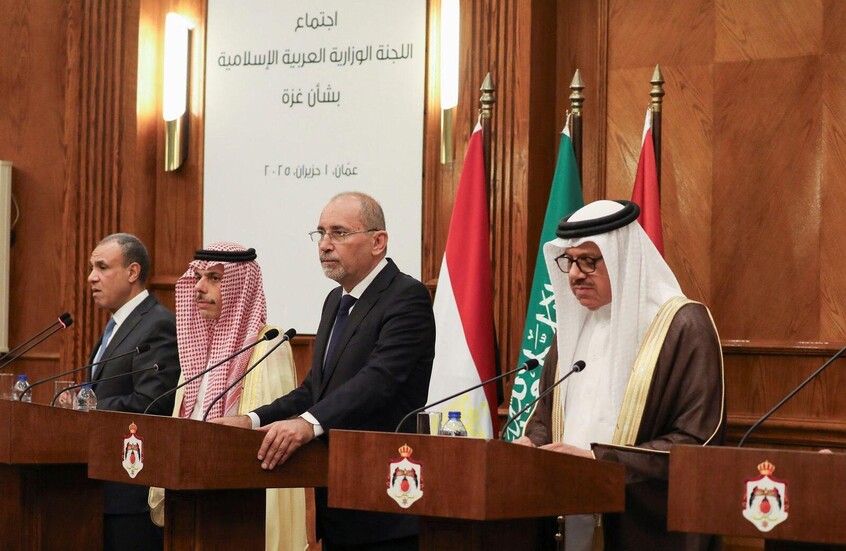 خفض التصعيد وحماية الملاحة.. مصر تتحرك دبلوماسيا مع الرياض والمنامة