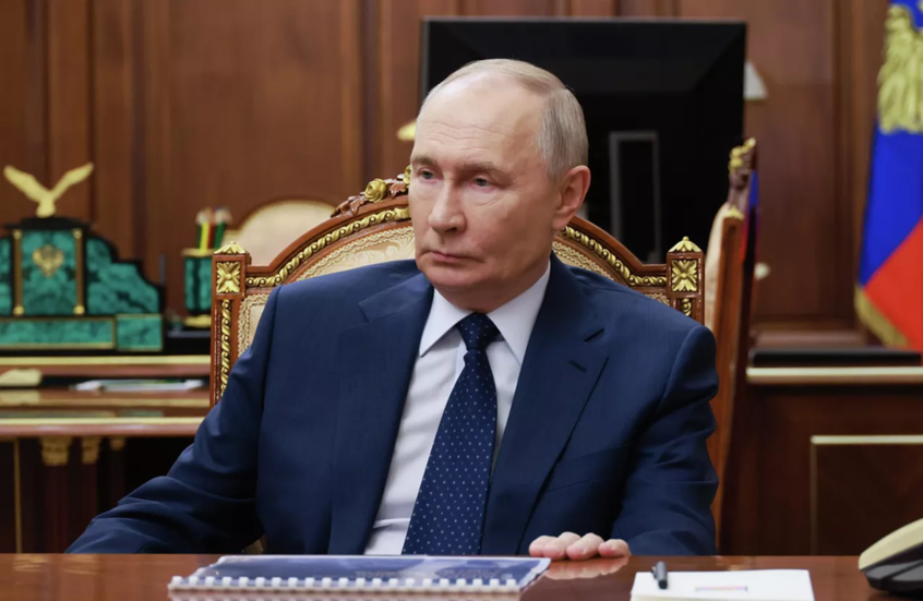 بوتين: روسيا قادرة على لعب دور مهم في تشكيل بنية جديدة للخدمات اللوجستية العالمية