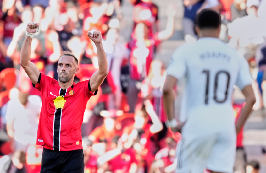 ريال مدريد يتعرض لهزيمة مفاجئة في “الليغا” ويمهد لبرشلونة فرصة الابتعاد في الصدارة