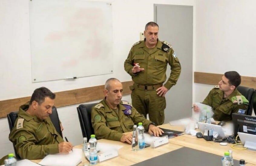 إسرائيل تصادق على خططها العسكرية شمالا بالتزامن مع ترتيبات أمريكية إيرانية لهدنة الـ 60 يوما