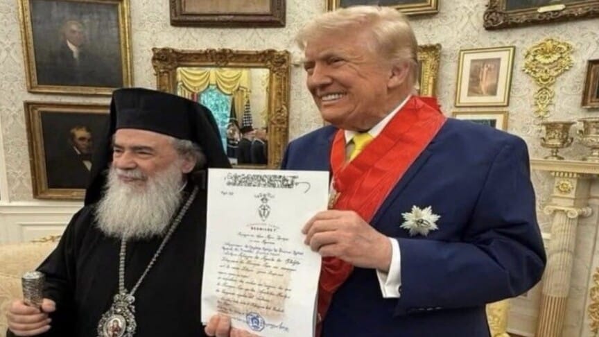 بطريرك القدس يبحث مع ترامب انتهاكات إسرائيل للمقدسات وحرية العبادة