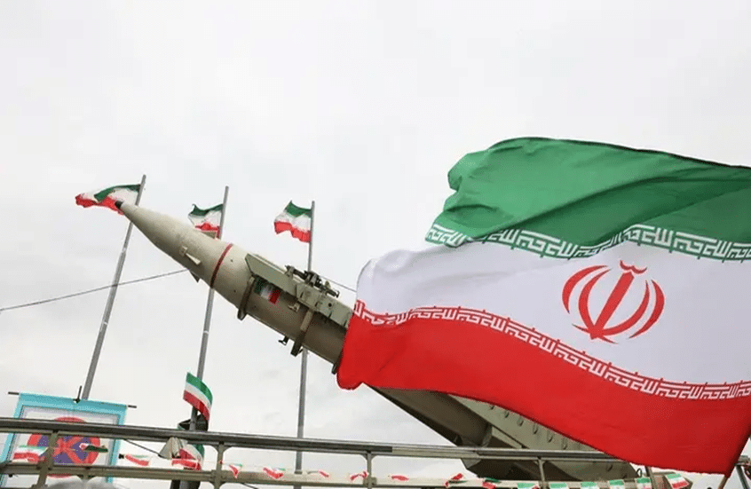 إيران ترفع جاهزيتها العسكرية إلى “أقصى درجاتها” تحسبا لأي طارئ أو مغامرة حربية محتملة