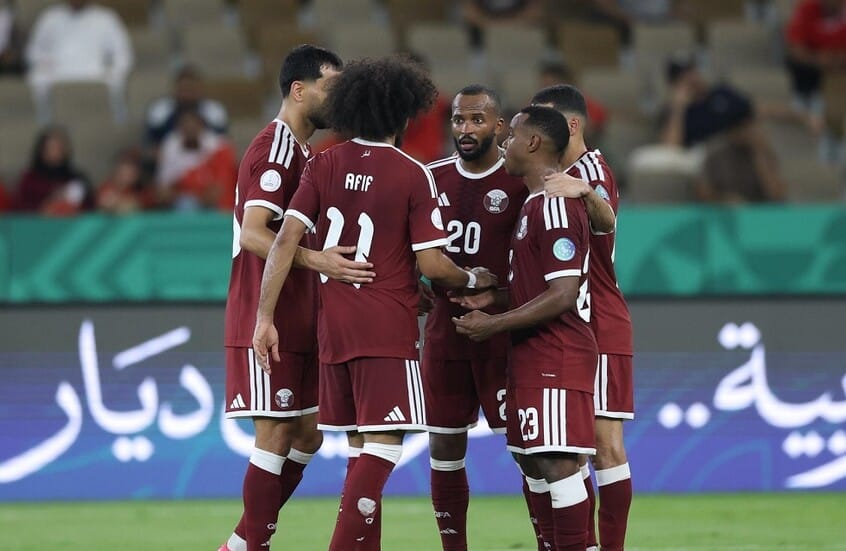 قطر تهزم البطل في “خليجي 27”